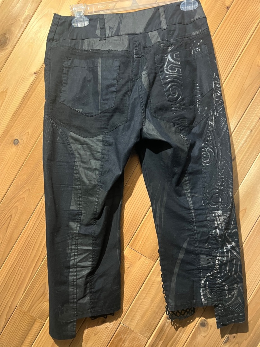 Black Patterned Cropped Pants with Lace Trim